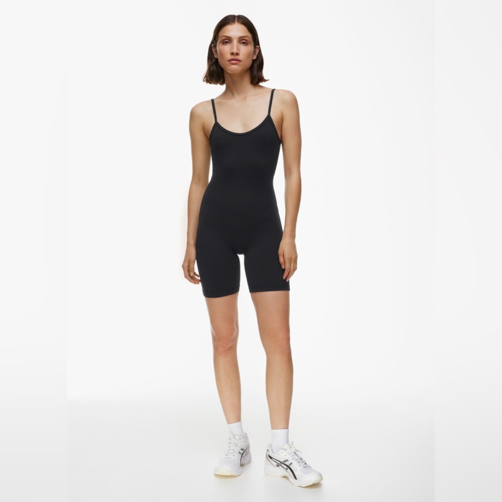 TNAction romper size small